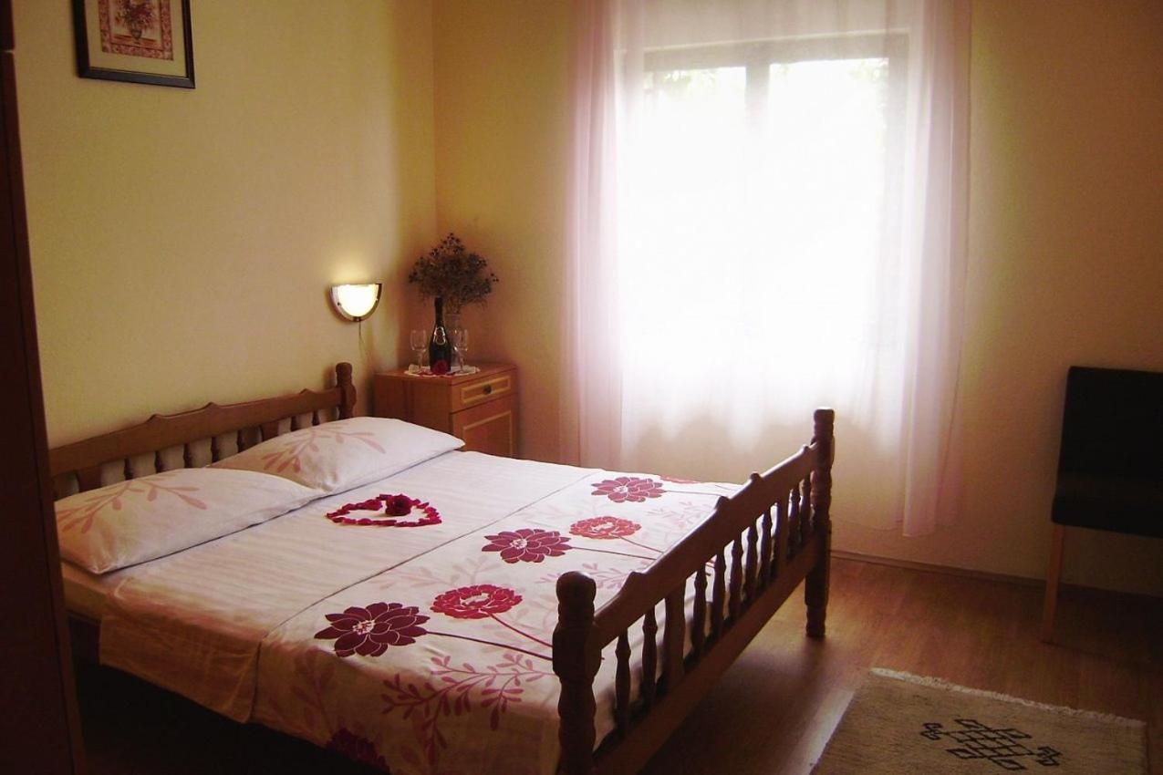 Apartments Adrialina Сень Экстерьер фото
